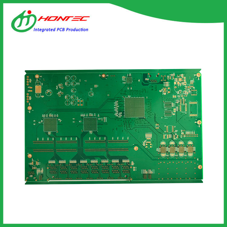 Polêre modellen ferbettere wjerstân foar fleksibele PCB's